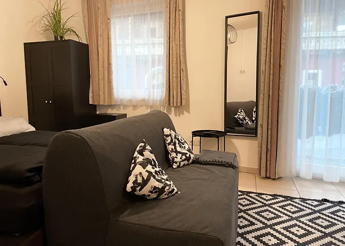 Alpzbase Apartment *